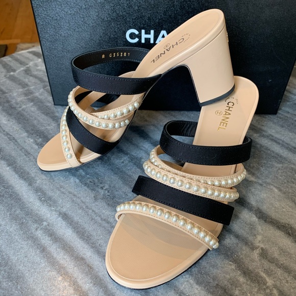 Chanel Mules Beige/Black Lambskin & Grossgrain size 38 - Picture 3 of 8